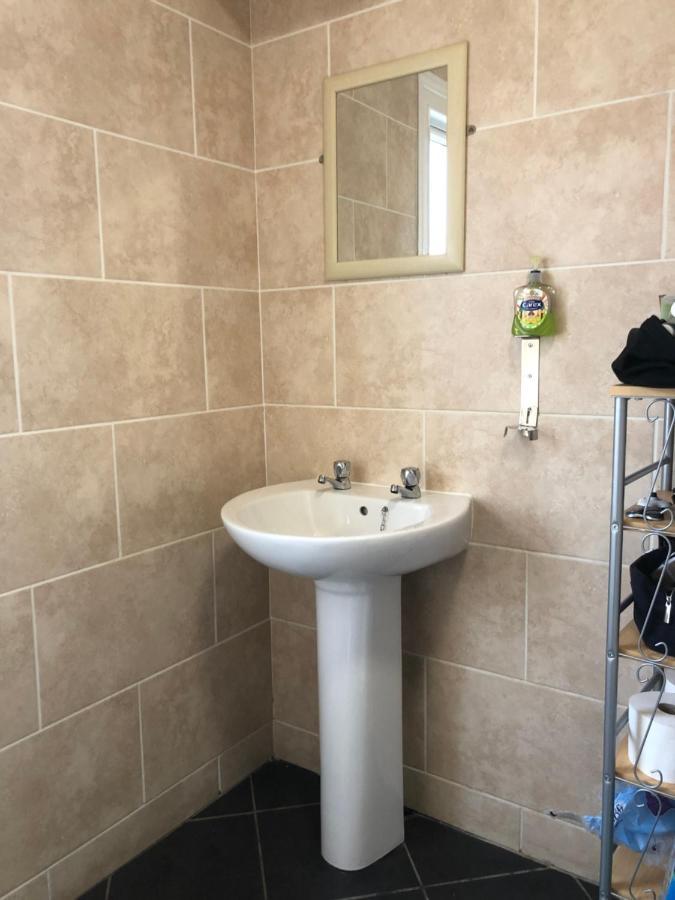 Comfortable Home, Town Centre, Free Parking,Multiple Rooms Cheltenham Dış mekan fotoğraf